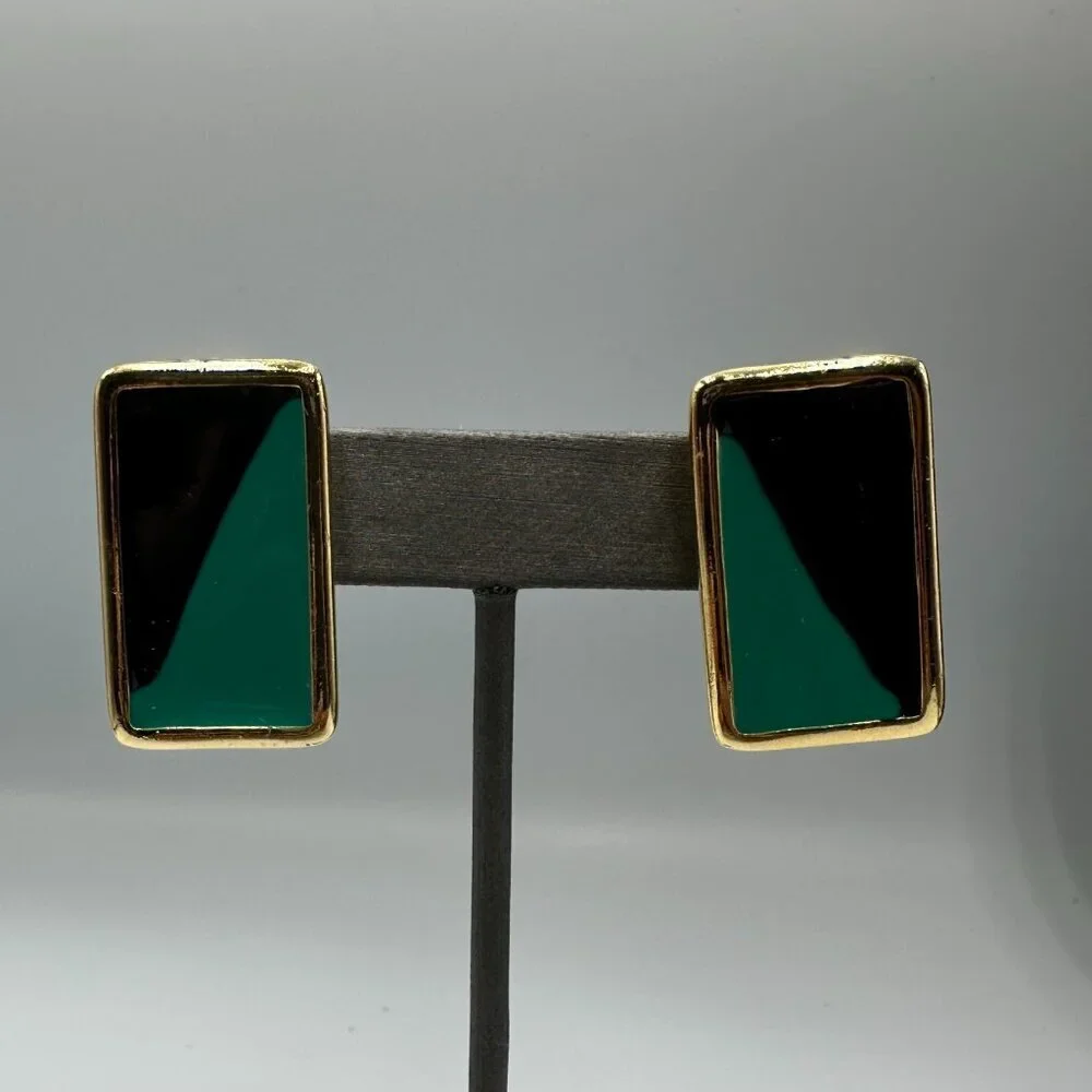3/$30 Vintage Green Black Clip On Earrings Gold Tone Rectangular Color Block 1
